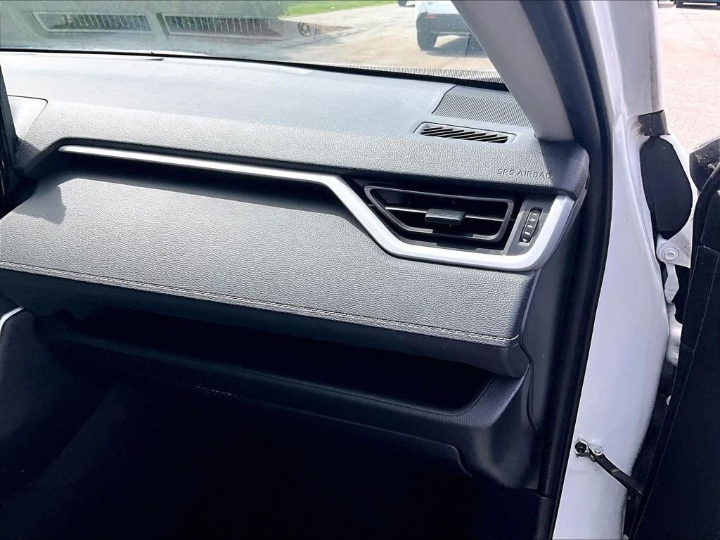 Used 2021 White Toyota LE image 13