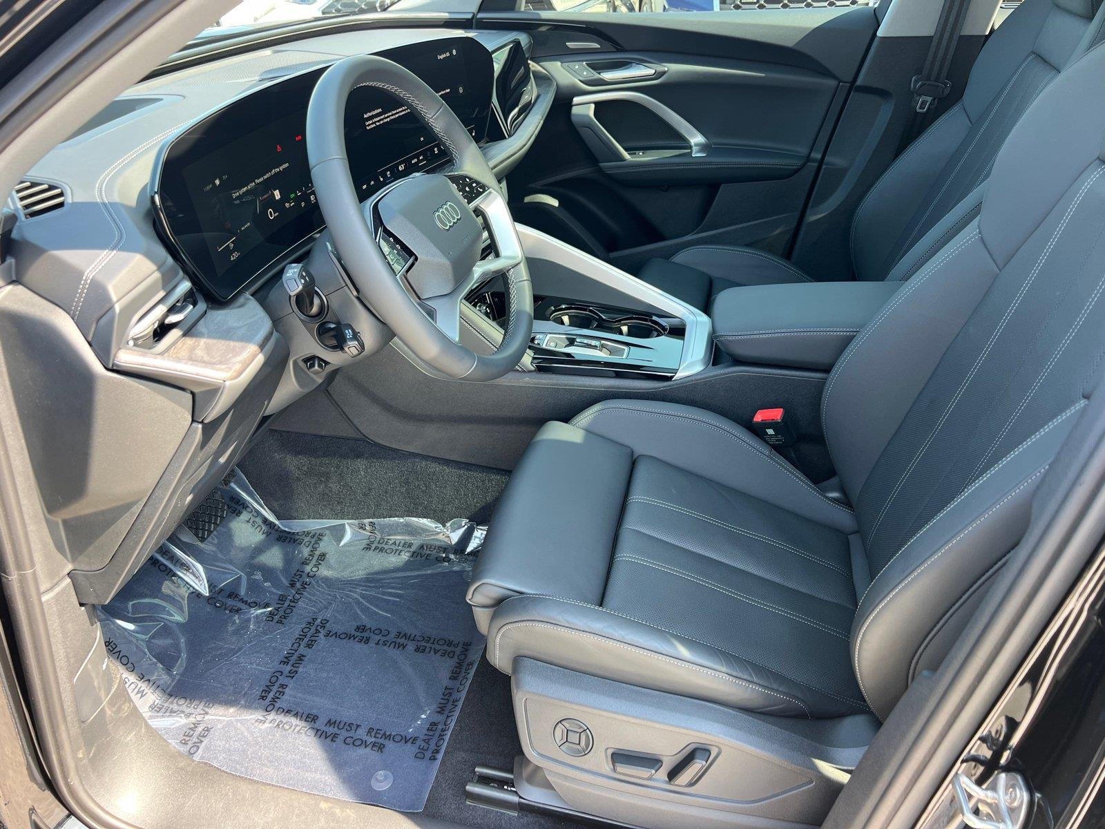 Used 2025 Mythos Black Metallic Audi Premium Plus image 9