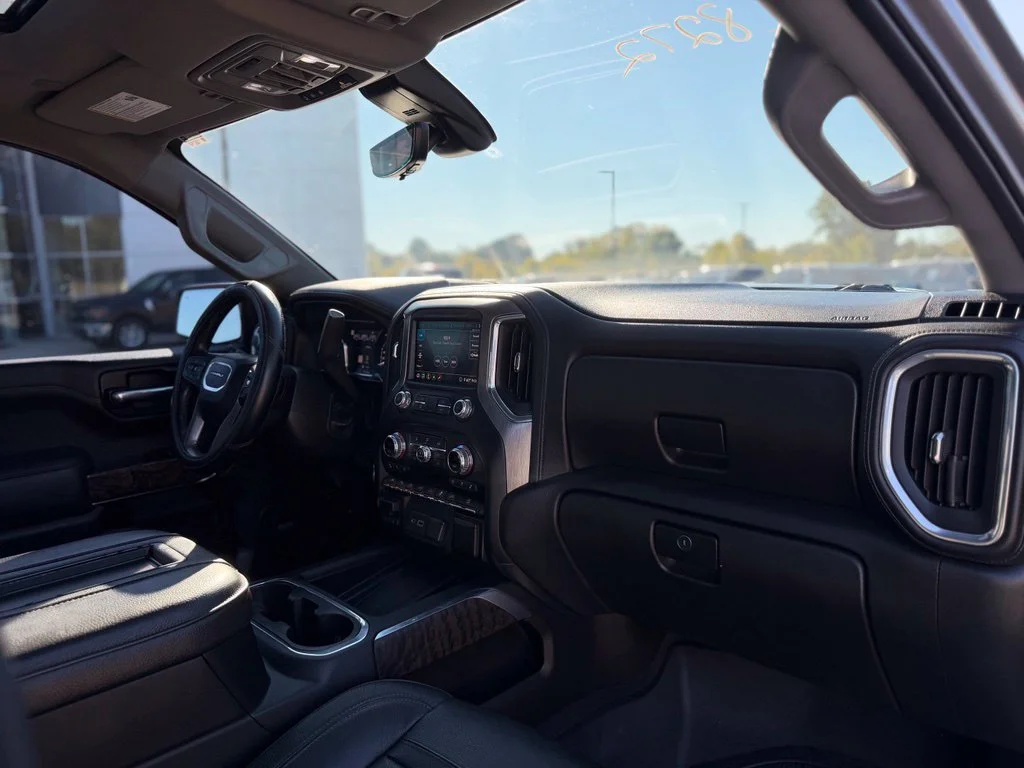 Used 2020 Gray GMC Denali image 9