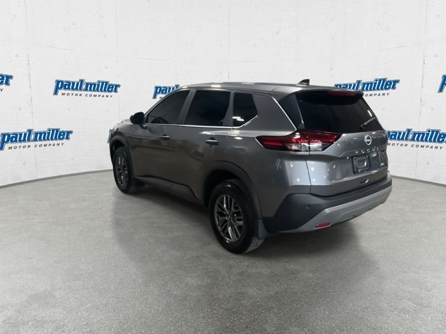 Certified Used 2023 Gun Metallic Nissan S image 8