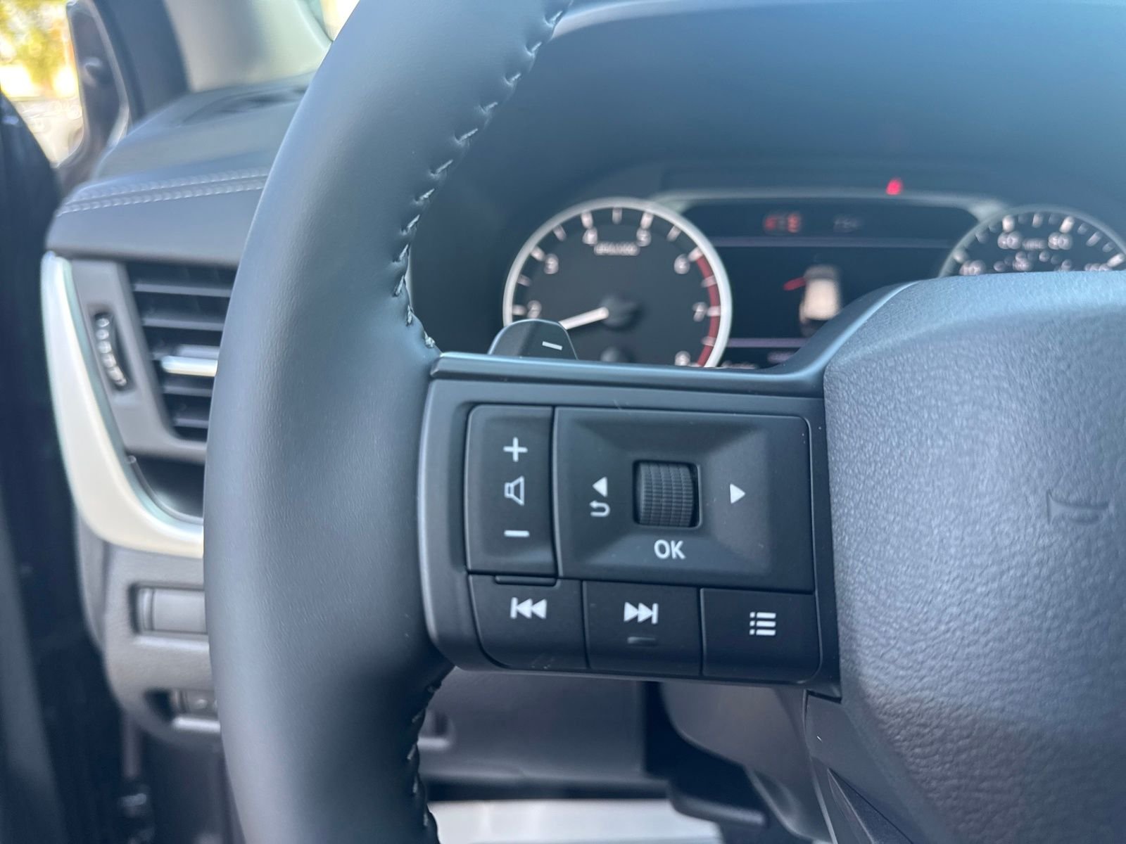 New 2026 Nissan Rogue SV 4D Sport Utility