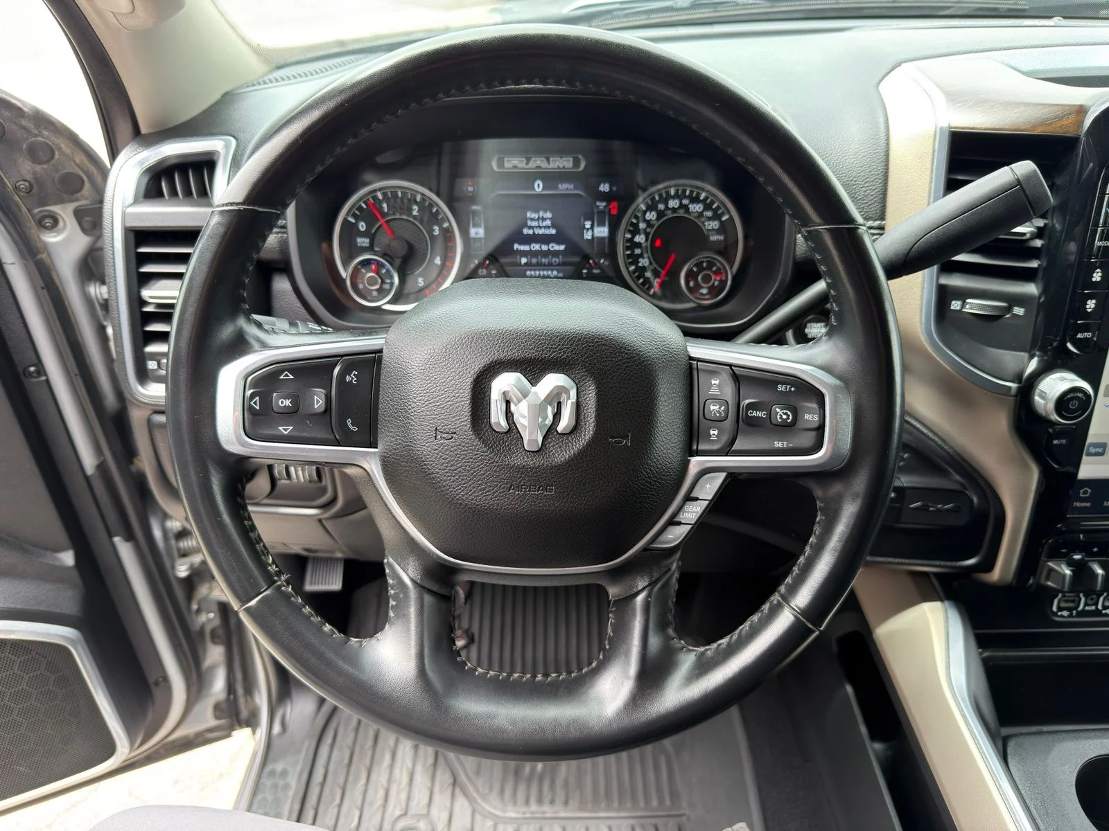 Used 2024 Silver Ram Laramie image 20
