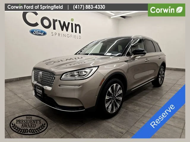 Used 2020 Mocha Lincoln Reserve image 1