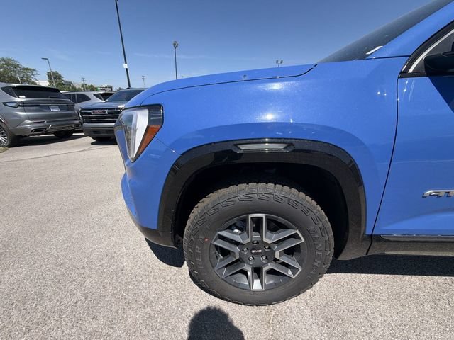 New 2026 Rapids Metallic GMC AT4 image 10