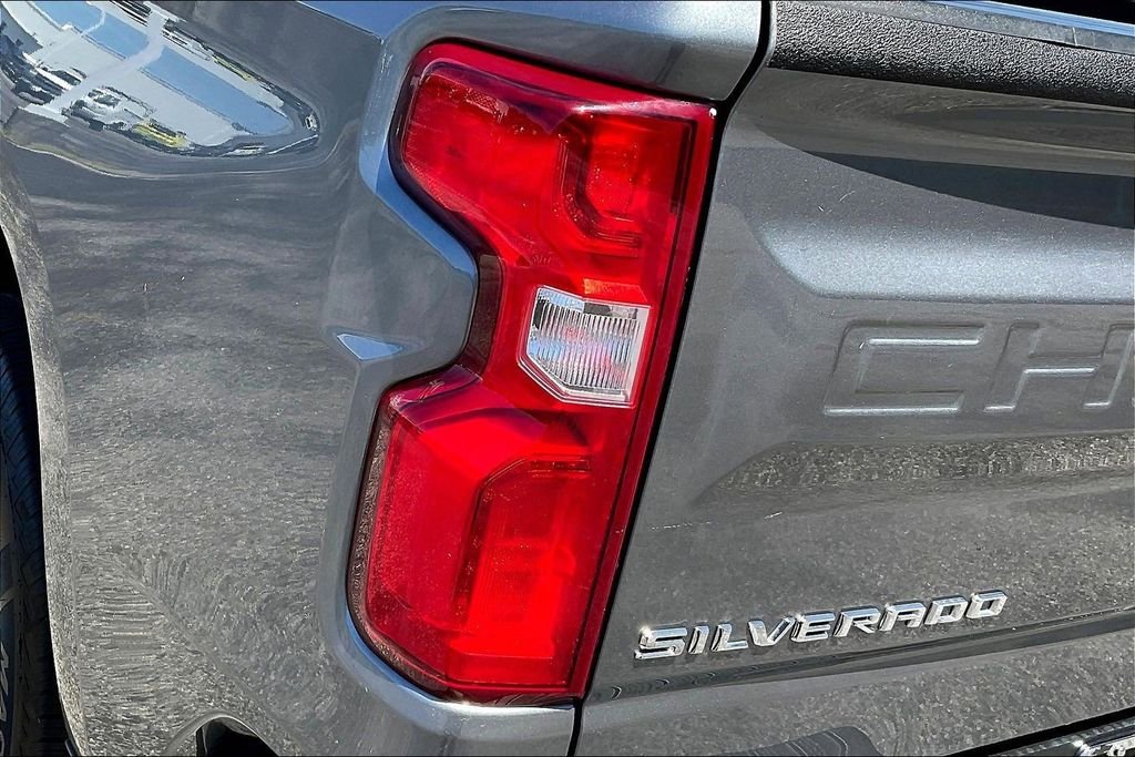 Used 2020 Gray Chevrolet RST image 26