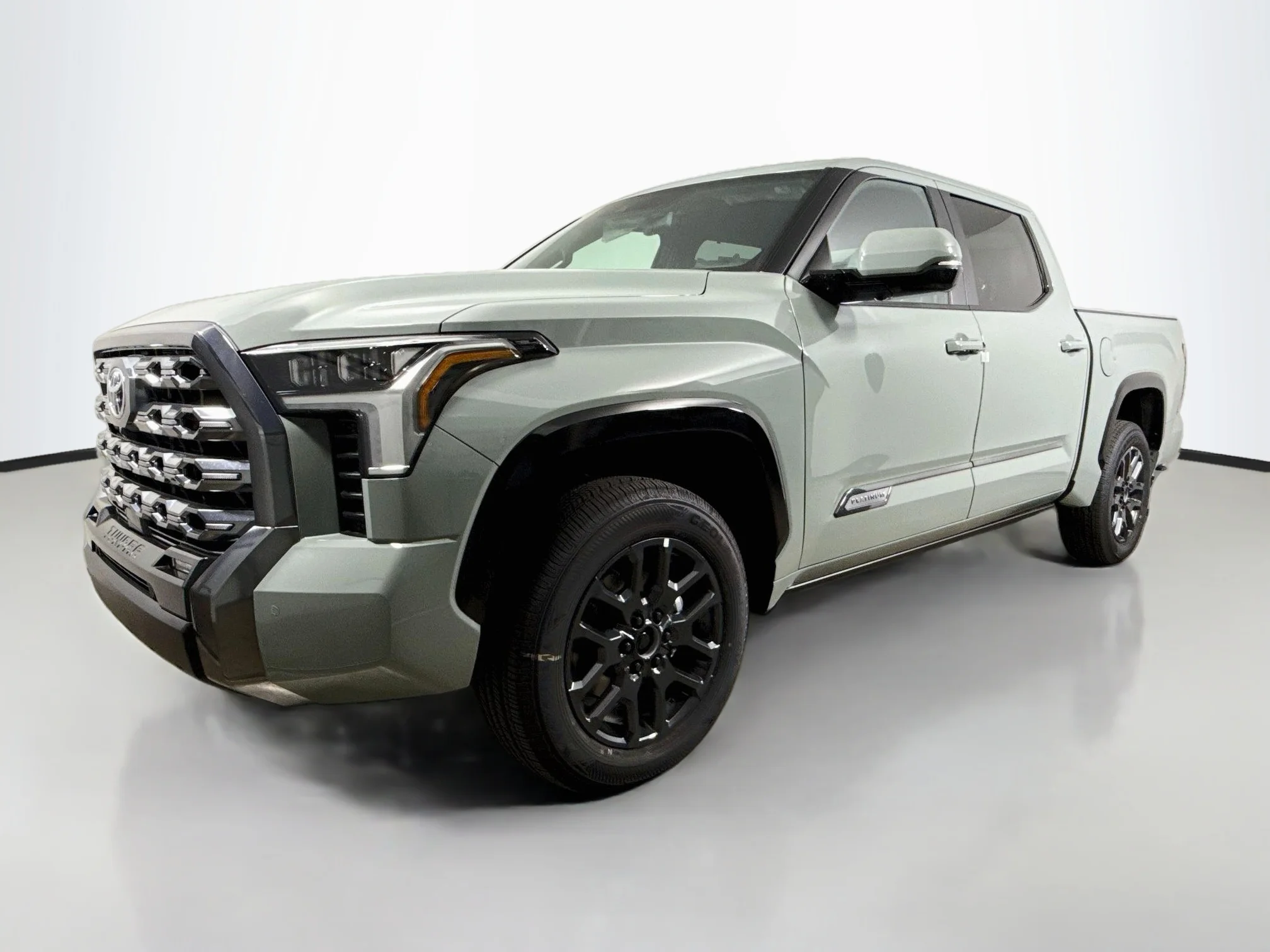 New 2026 Lunar Rock Toyota Platinum image 3