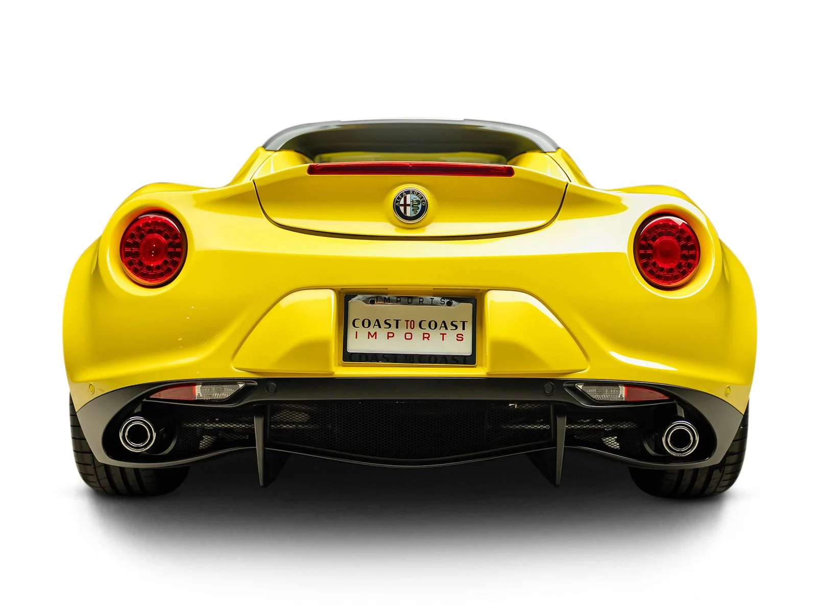 Used 2016 Yellow Alfa Romeo Base image 17