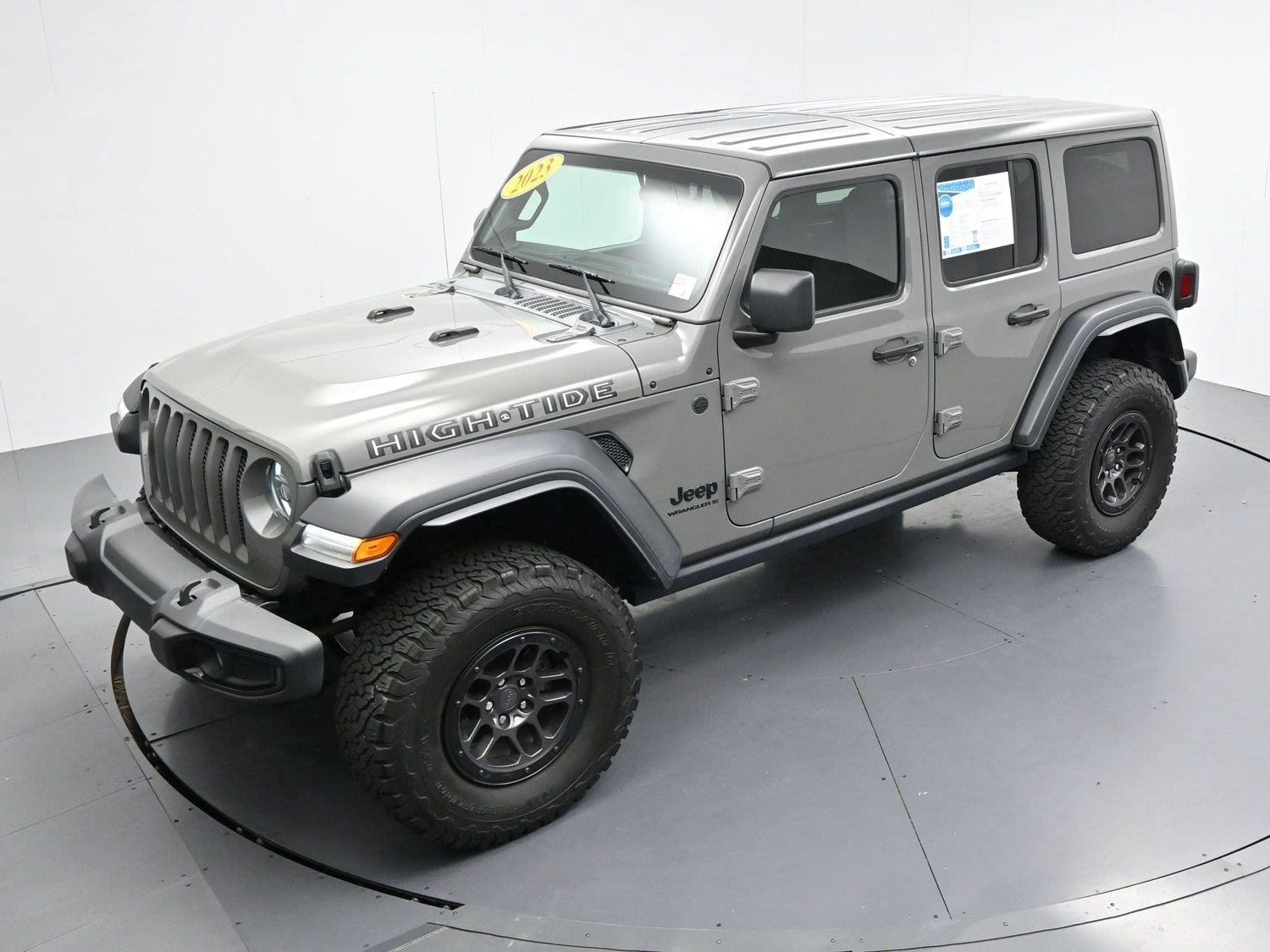 Used 2023 Gray Jeep High Tide image 33
