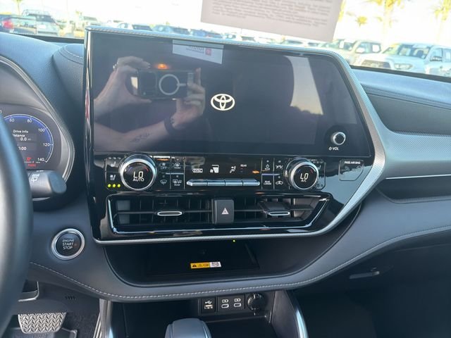 2024 Toyota Highlander Platinum - Photo 19