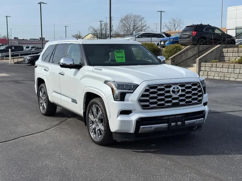 2024 Toyota Sequoia Capstone 4WD i-FORCE MAX Hybrid's photo