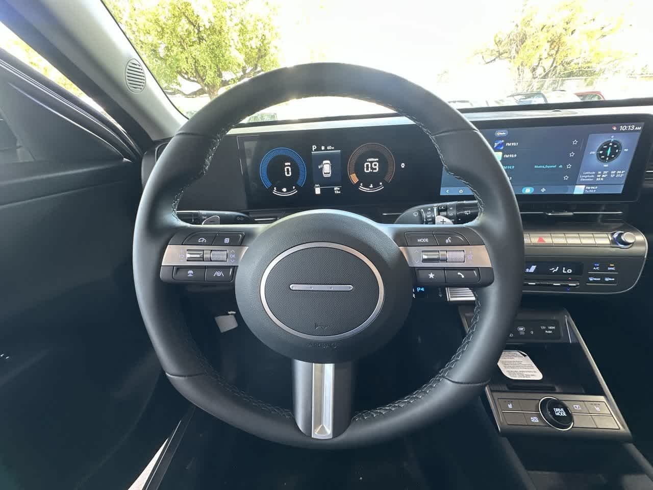 New 2027 Cyber Gray Metallic Hyundai SEL Premium FWD image 15