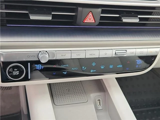 New 2025 Transmission Blue Hyundai SEL image 14