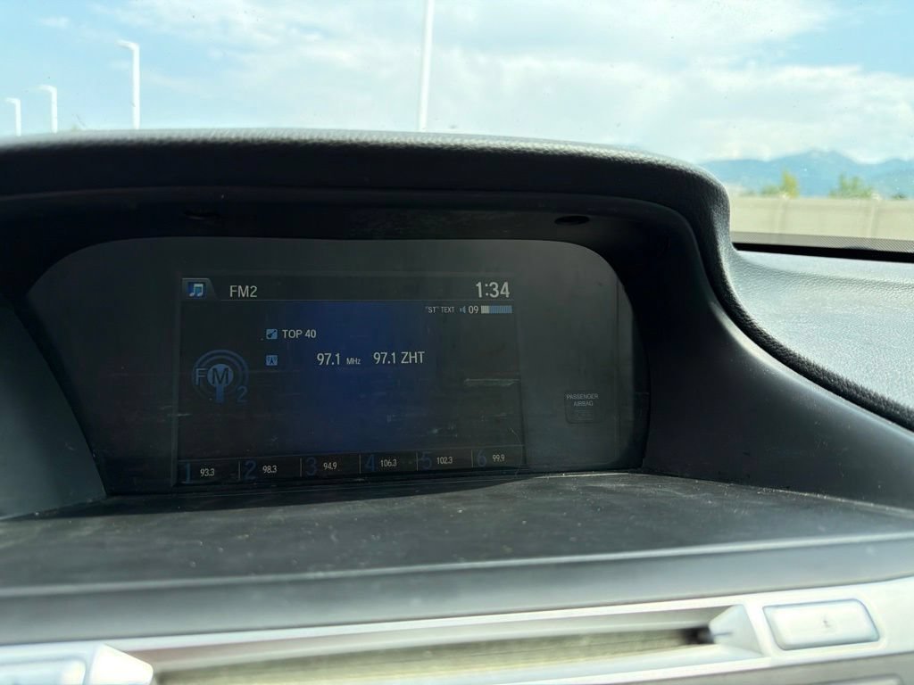 Used 2015  Honda LX image 22