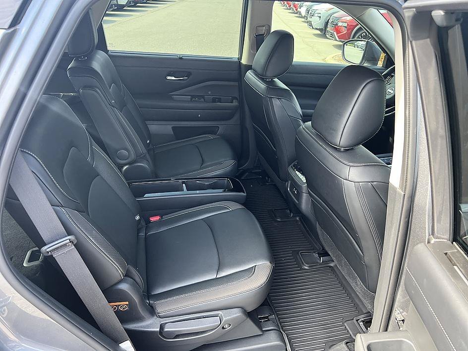 Used 2024 Gun Metallic Nissan SL image 16
