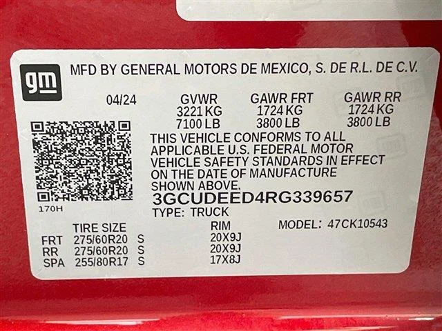 Used 2024 Radiant Red Tintcoat Chevrolet RST image 35