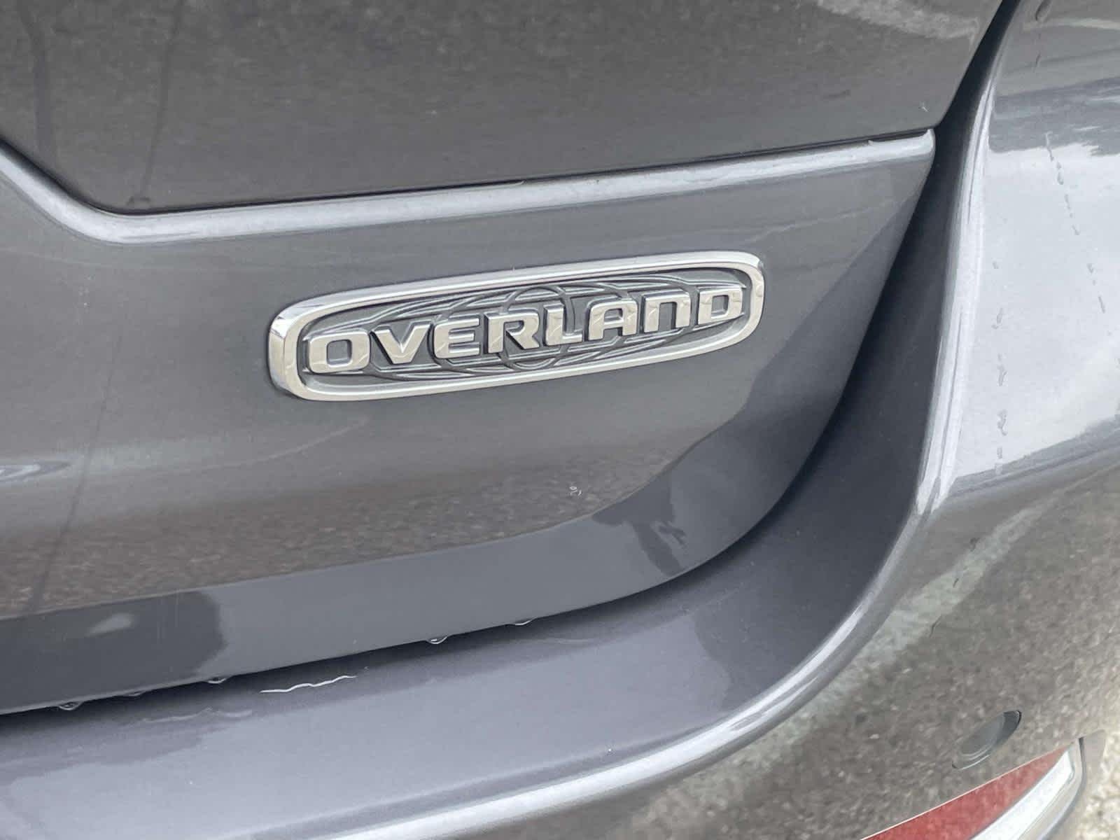 Used 2023 Gray Jeep Overland 4x4 image 20