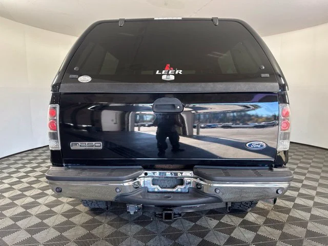 Used 2007 Black Clearcoat Ford Lariat image 19