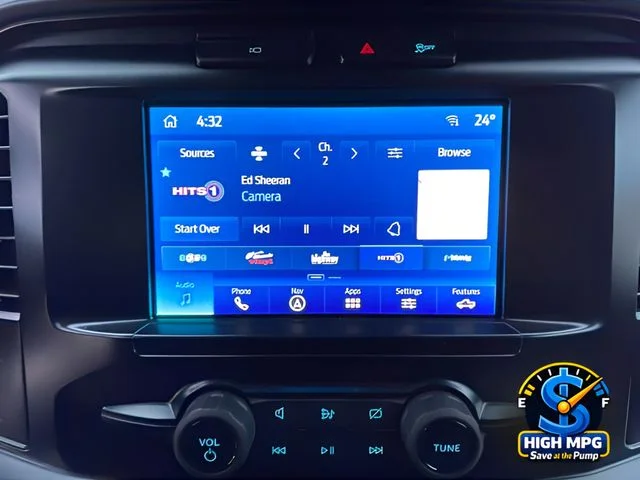 Used 2023 White Ford XLT image 25