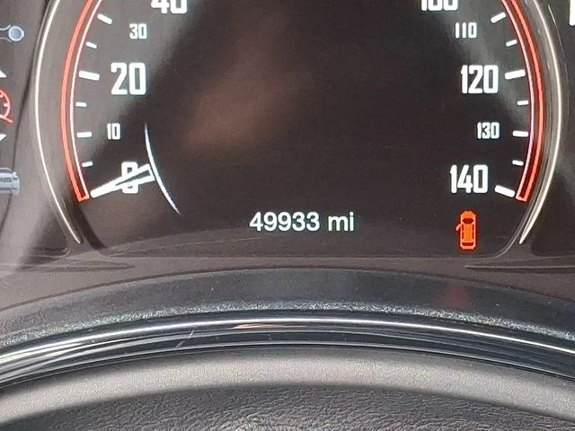 Used 2023 Red Dodge SXT image 18