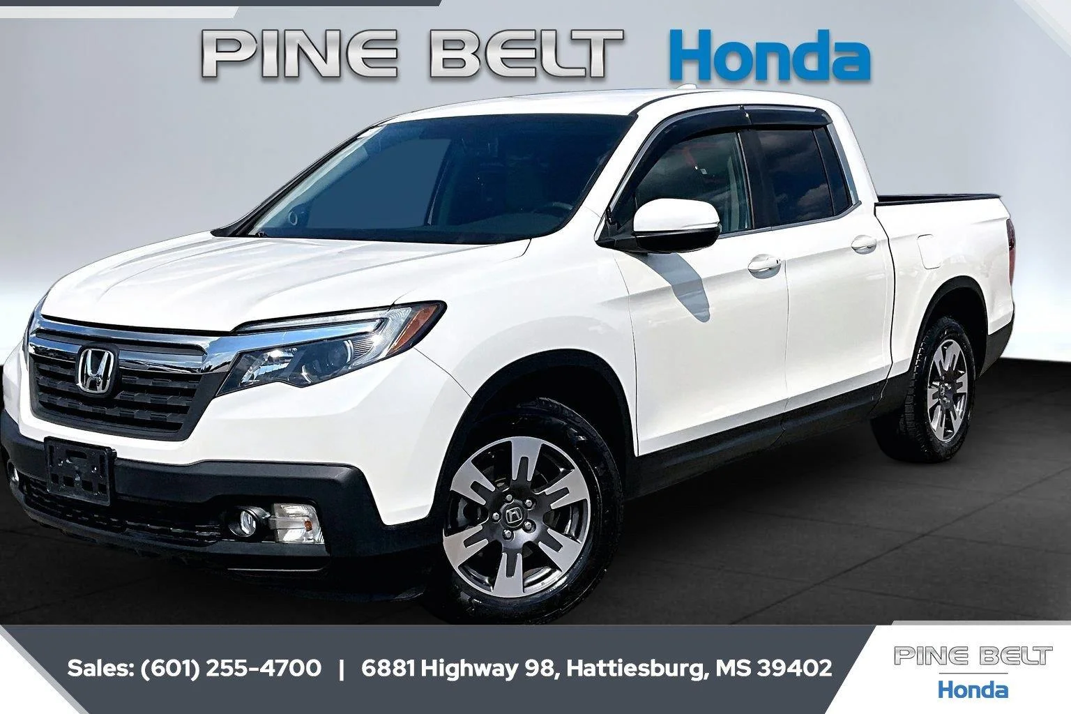Used 2017 White Diamond Pearl Honda RTL-T image 10