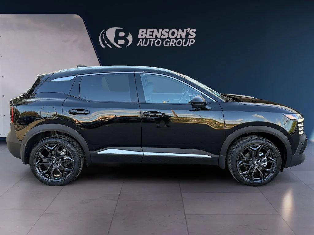 New 2027 Black Nissan SR image 6