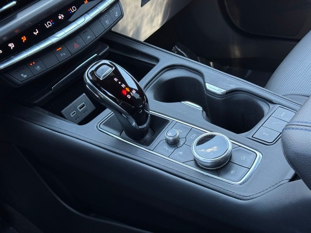 Used 2024 White Cadillac Sport image 33