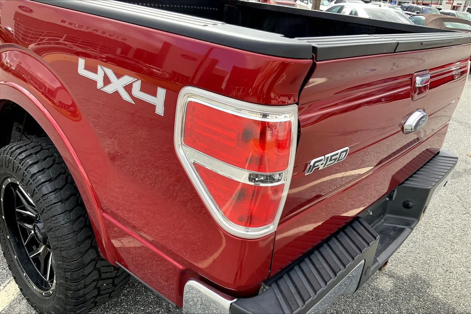 Used 2013 Ruby Red Metallic Tinted Clearcoat Ford Lariat image 27