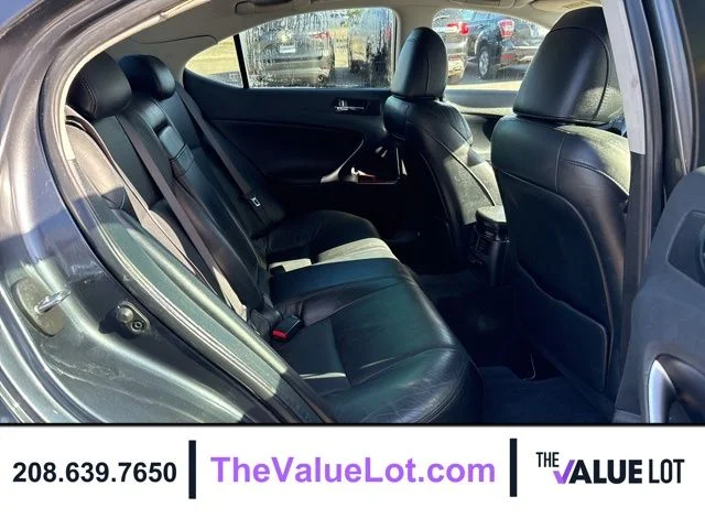Used 2006  Lexus 250 image 17