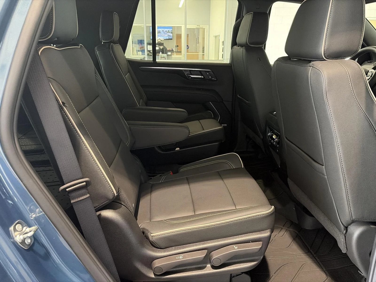 New 2026 Lakeshore Blue Metallic Chevrolet Premier image 15