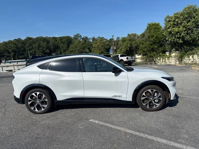 Used 2023 White Metallic Ford Premium image 2