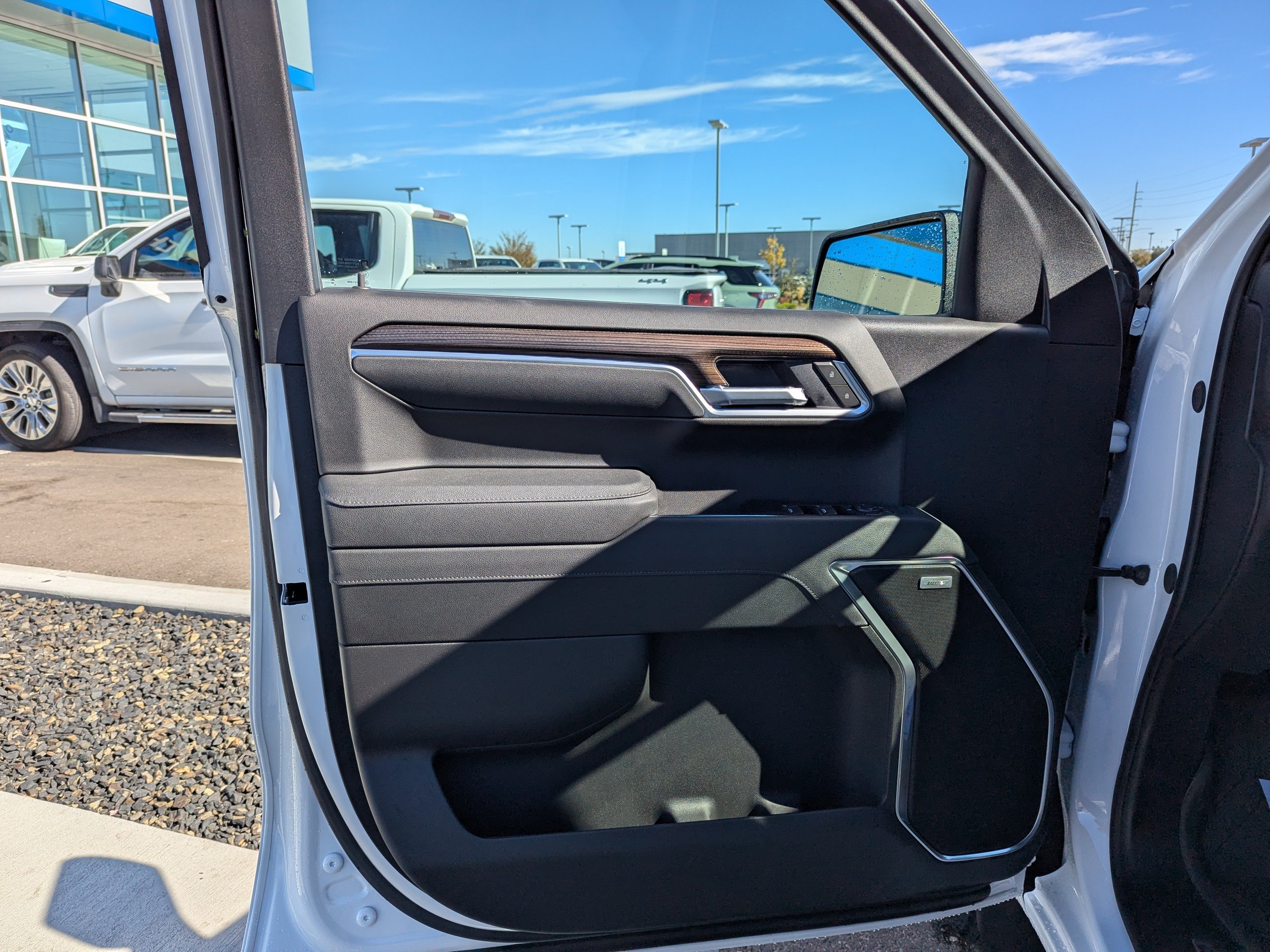 2026 Chevrolet Silverado 1500 RST - Photo 9