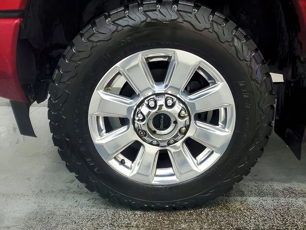 Used 2019 Ruby Red Tinted Clearcoat Ford Platinum image 16