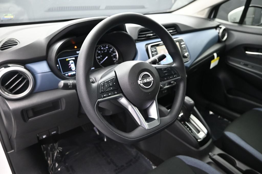 Used 2025 White Nissan 1.6 SV image 20