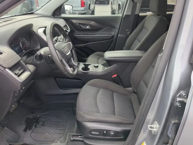 Used 2024 Sterling Metallic GMC SLE image 10