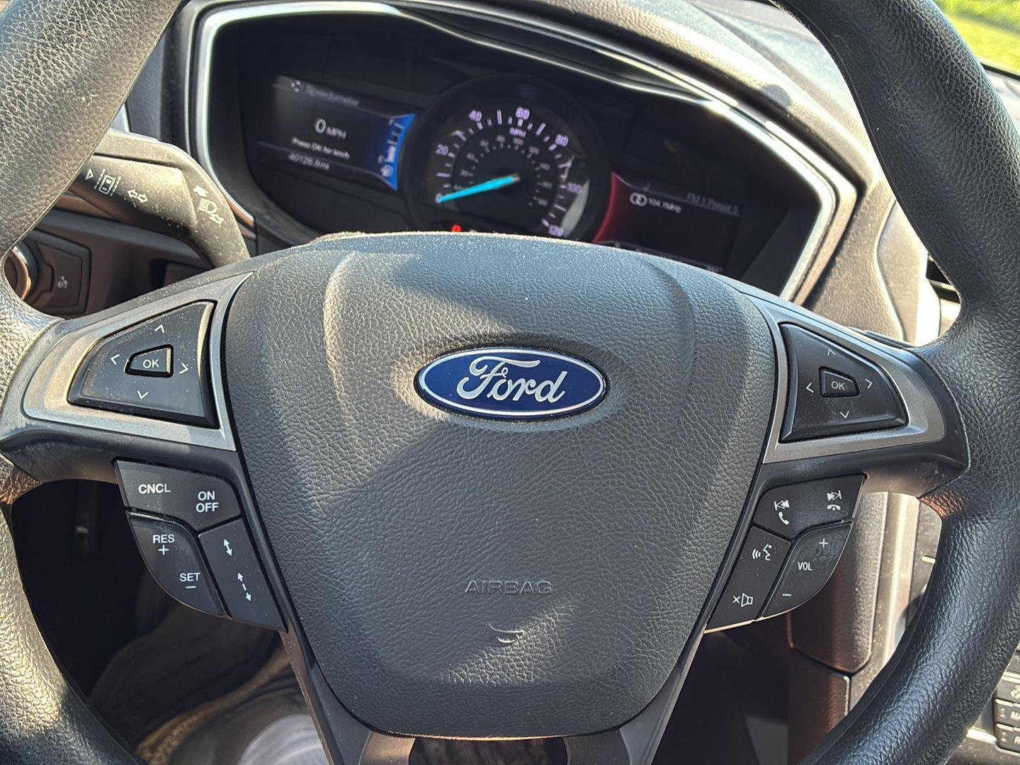Used 2019 Oxford White Ford  image 5