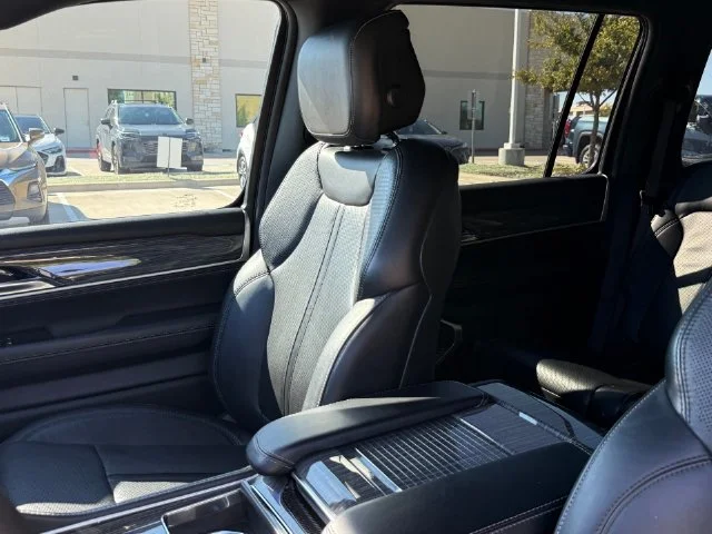 Used 2022 Diamond Black Jeep Series II image 16