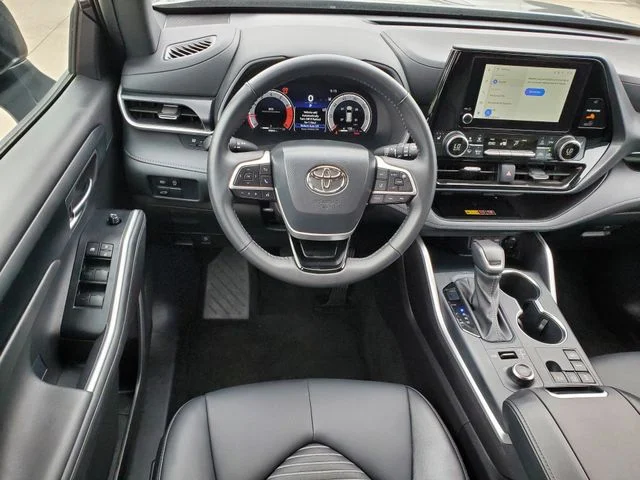 Certified Used 2025  Toyota XSE image 23
