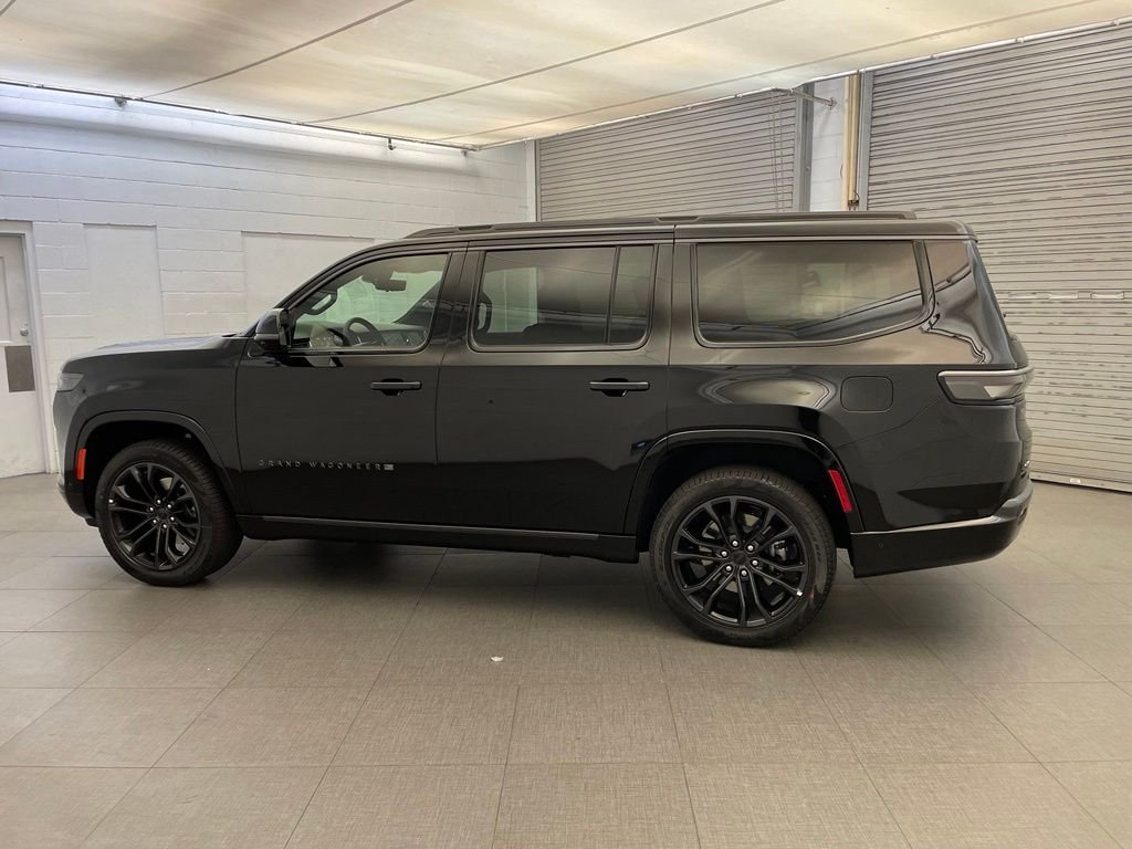 New 2026 High Gloss Black Jeep Summit Reserve image 6