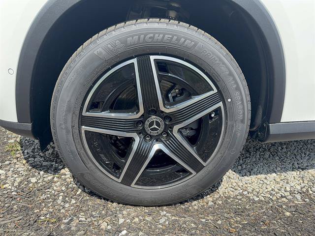 New 2026 Polar White Mercedes-Benz GLC 300 4MATIC® image 23