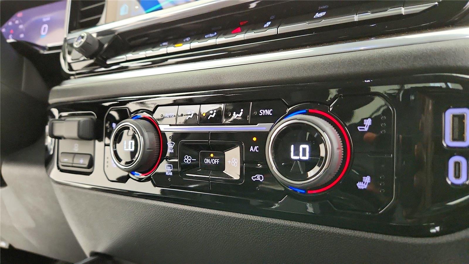 2026 Chevrolet Silverado 1500 LT - Photo 35