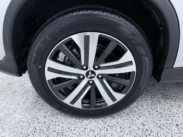 2025 Mitsubishi Outlander Sport SE - Photo 16