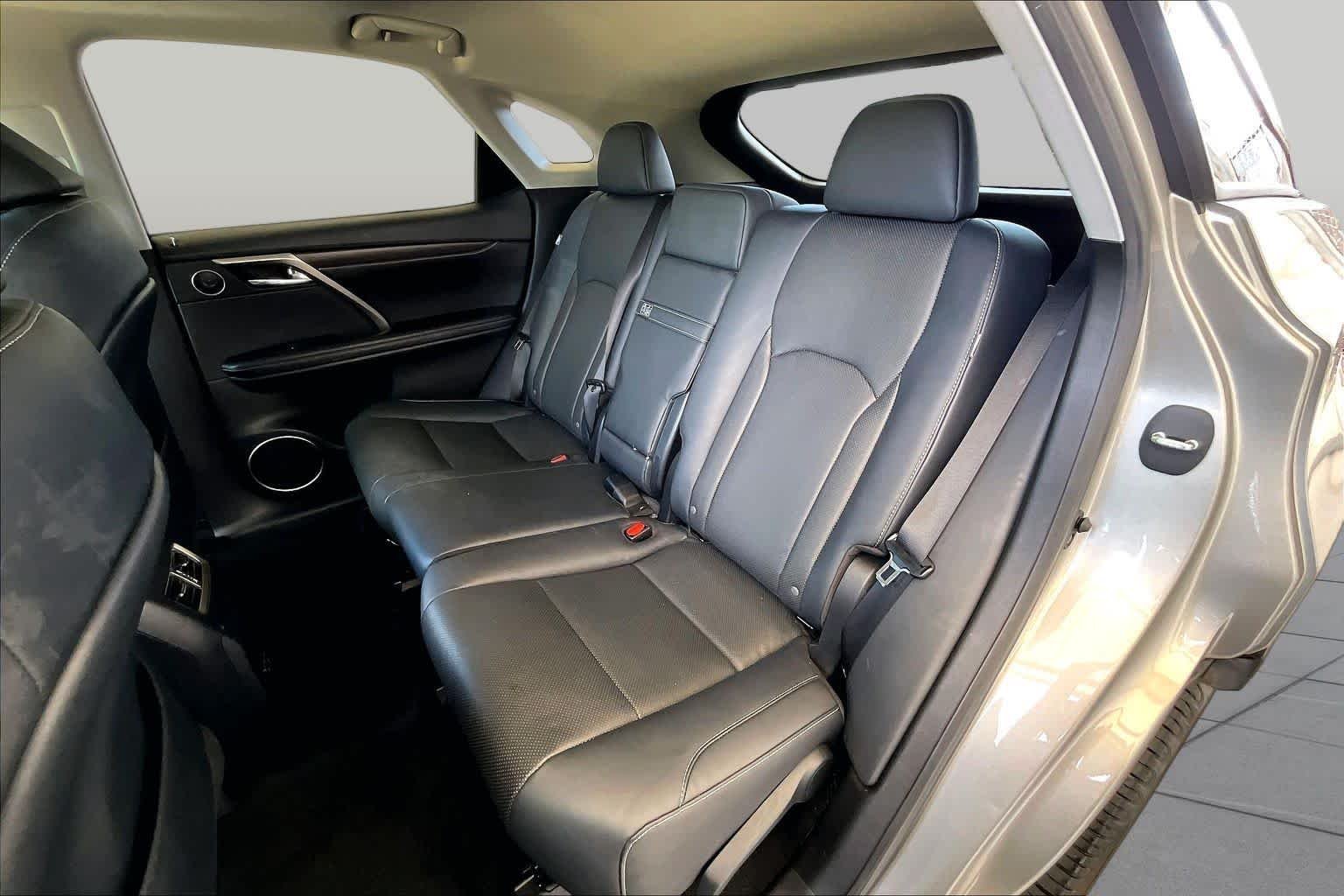 Used 2020 Atomic Silver Lexus  image 21