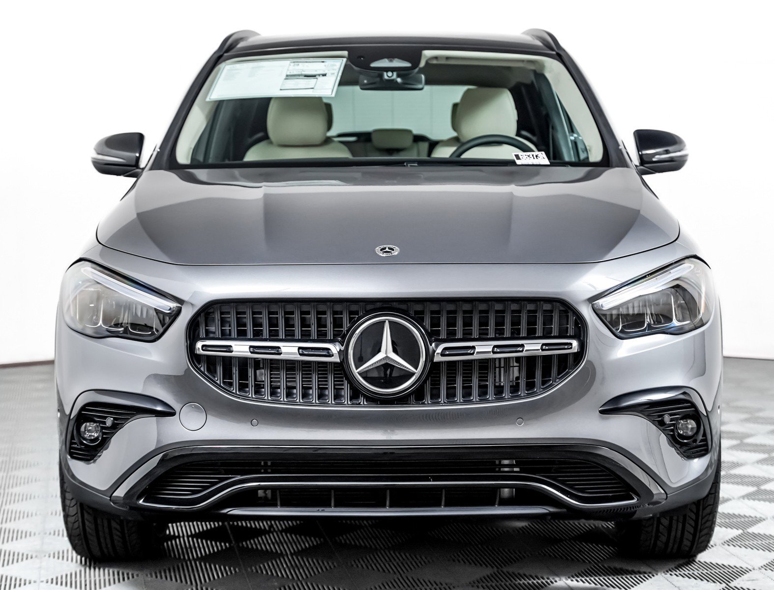 New 2026 Mountain Grey Metallic Mercedes-Benz GLA 250 image 9