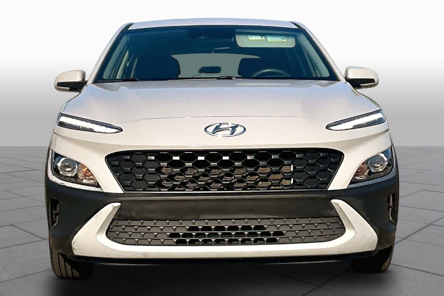 Pre-Owned 2022 Hyundai Kona SE