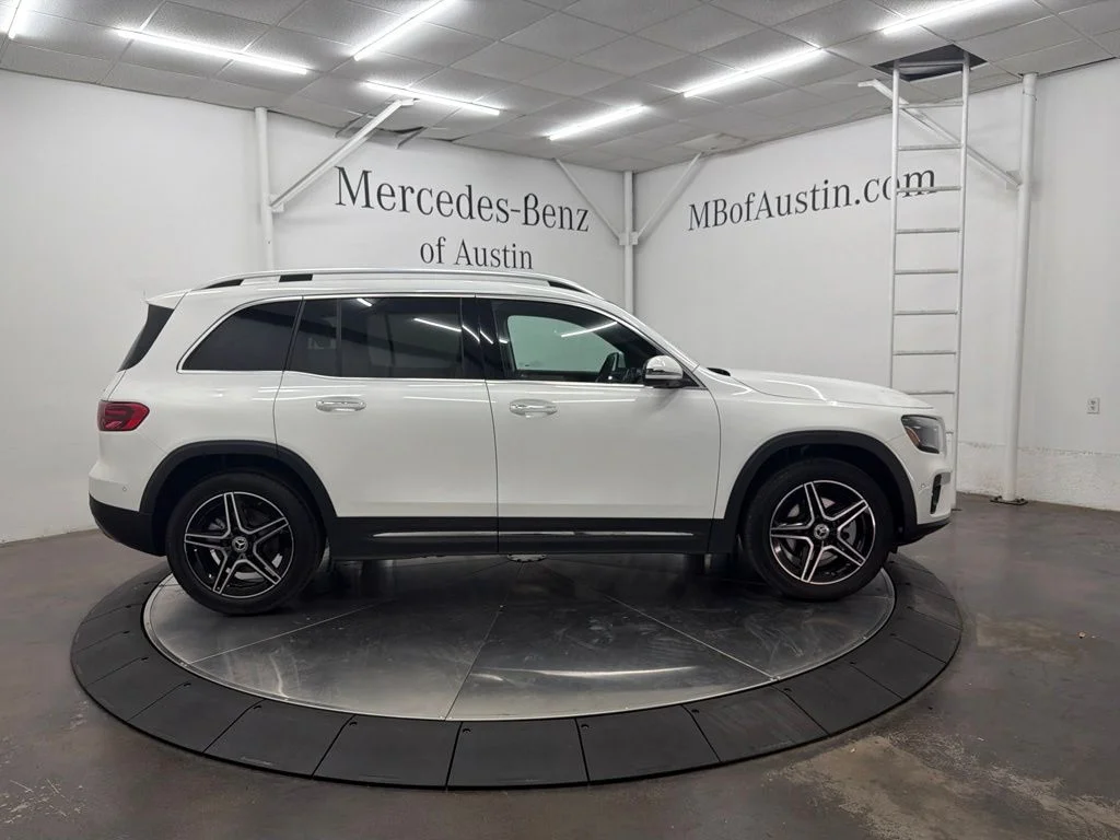 New 2026 White Mercedes-Benz GLB 250 image 8