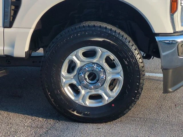New 2026 Oxford White Ford F-250® XLT image 11