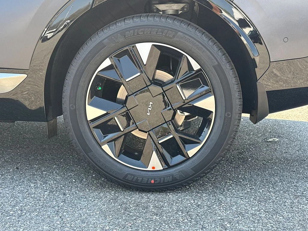 New 2026 Gray Kia SX-Prestige image 20