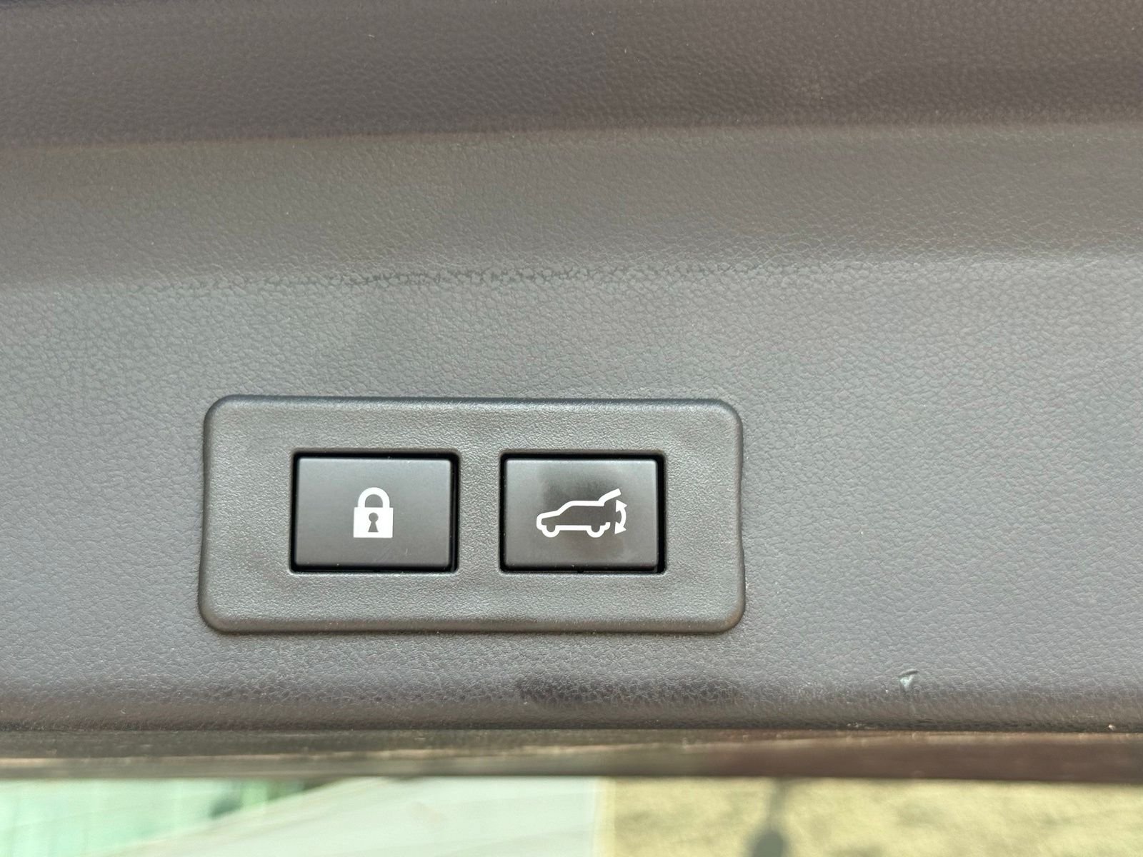 Used 2023 Black Subaru Onyx Edition image 26