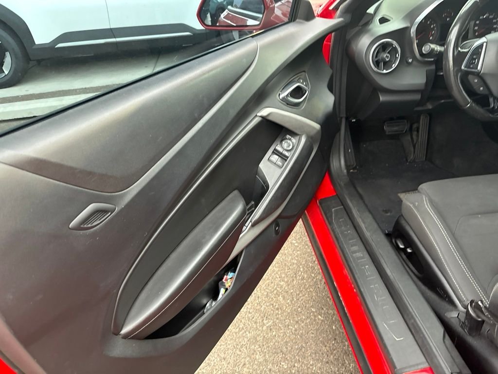 Used 2018 Red Chevrolet 1LT image 19