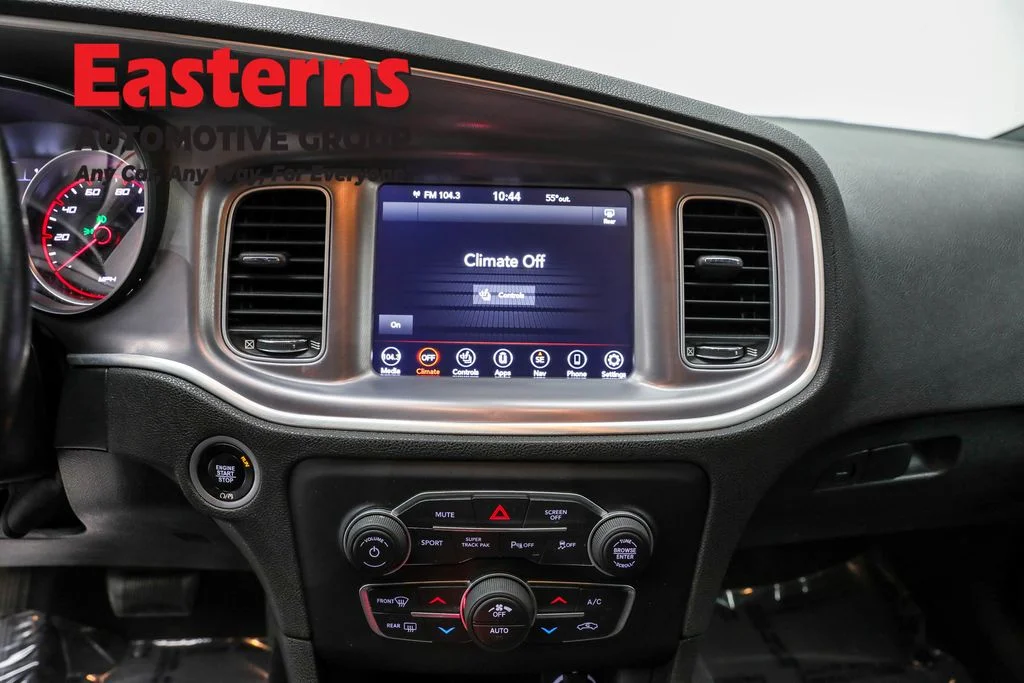 Used 2022 Gray Dodge SXT image 12